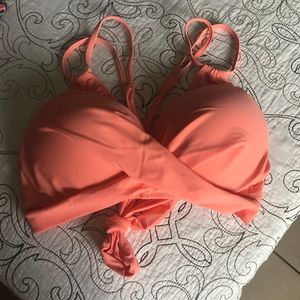 CUPSHE XL Solid Bikini Top